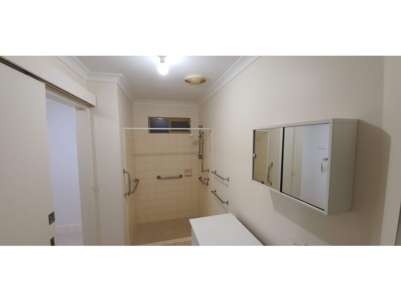 1/104 Surrey Rd, Rivervale WA 6103