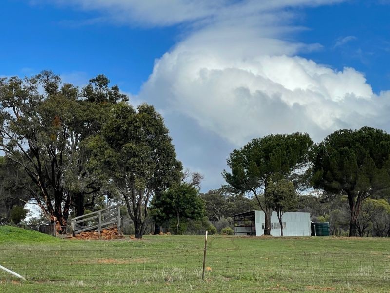 1502 Helena Rd, Mount Observation WA 6302