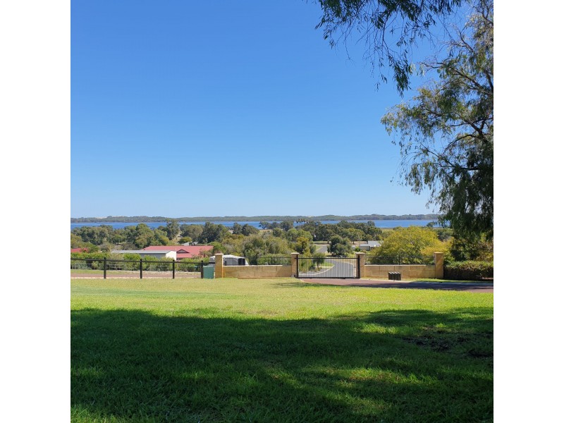 14 Fletcher crt, Leschenault WA 6233