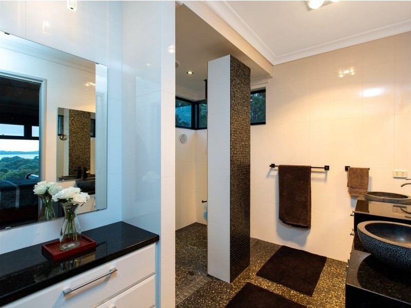 14 Fletcher crt, Leschenault WA 6233