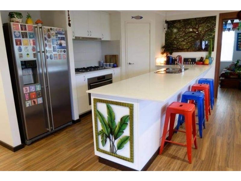 4 Gippsland Way, Banksia Grove WA 6031