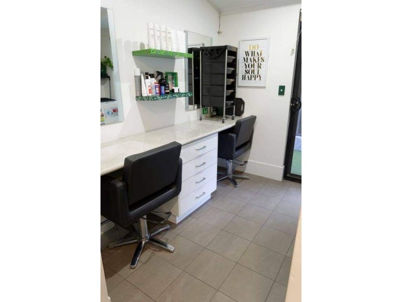 4 Gippsland Way, Banksia Grove WA 6031