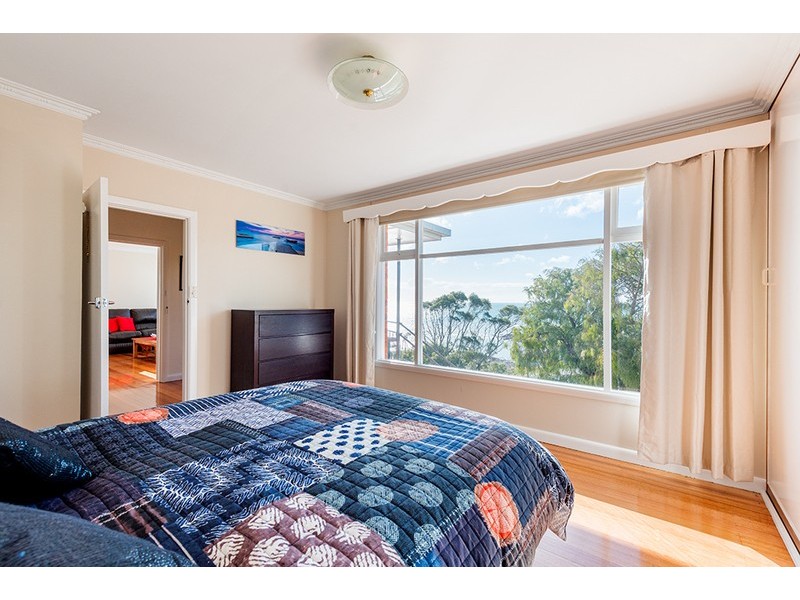 1 Bay Street, Parklands TAS 7320