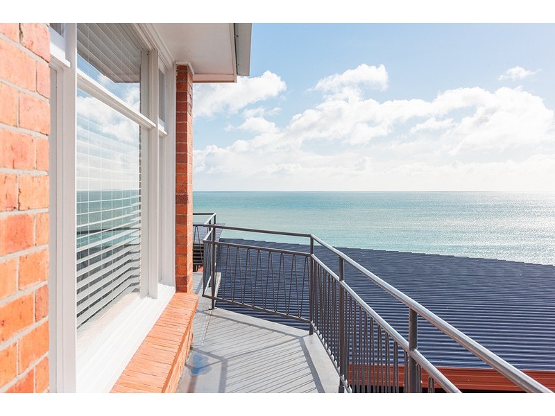 1 Bay Street, Parklands TAS 7320