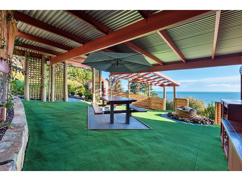 1 Bay Street, Parklands TAS 7320