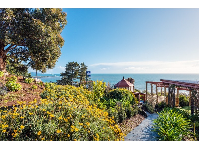 1 Bay Street, Parklands TAS 7320