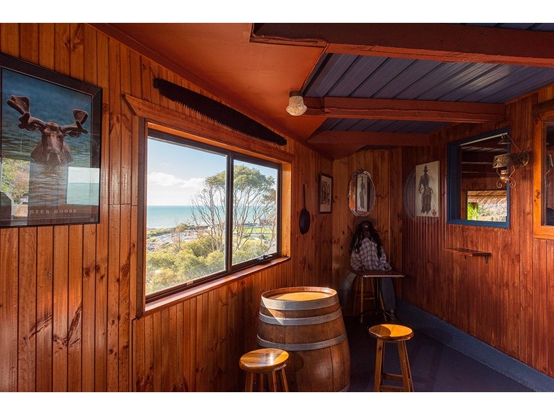 1 Bay Street, Parklands TAS 7320