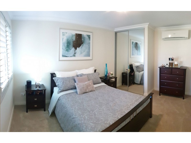 12 Willeroo Chase, Carramar WA 6031