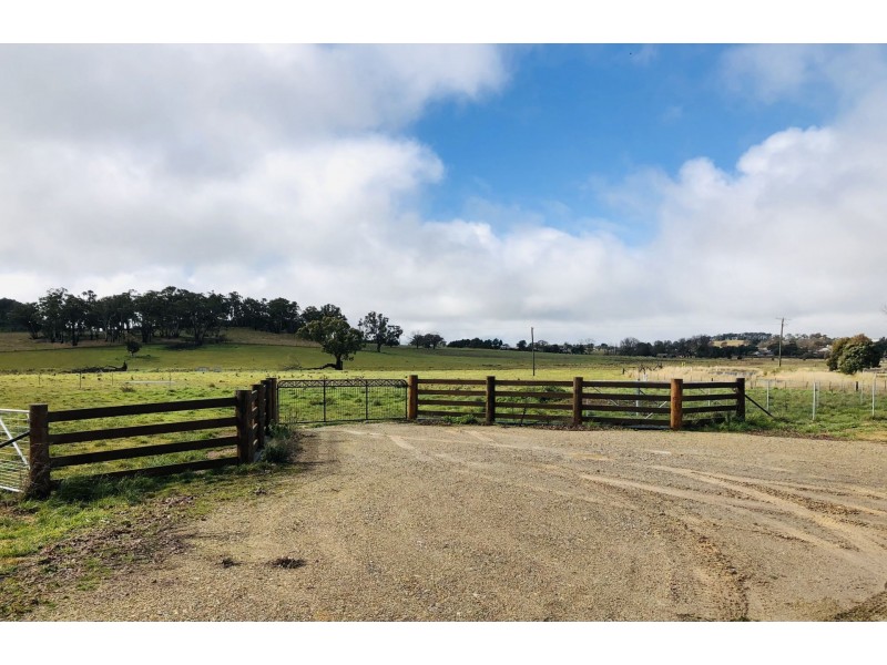 4 Showground Lane, Millthorpe NSW 2798
