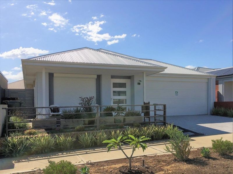 22 Casitas Street, Champion Lakes WA 6111