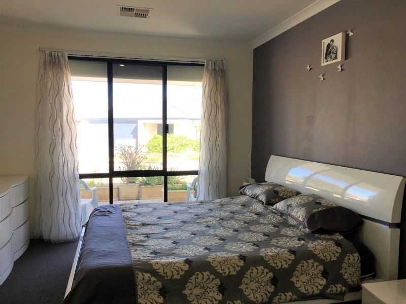 22 Casitas Street, Champion Lakes WA 6111