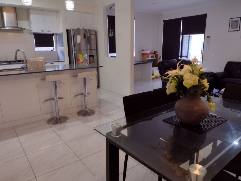 22 Casitas Street, Champion Lakes WA 6111