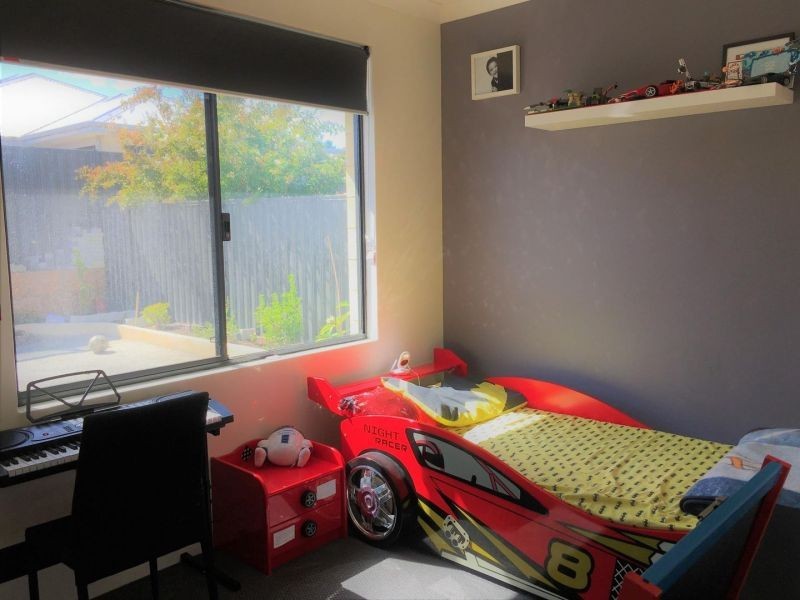 22 Casitas Street, Champion Lakes WA 6111