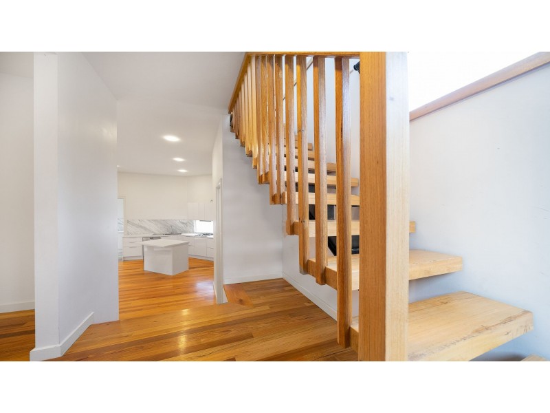 2/20 Childers St, Kew VIC 3101