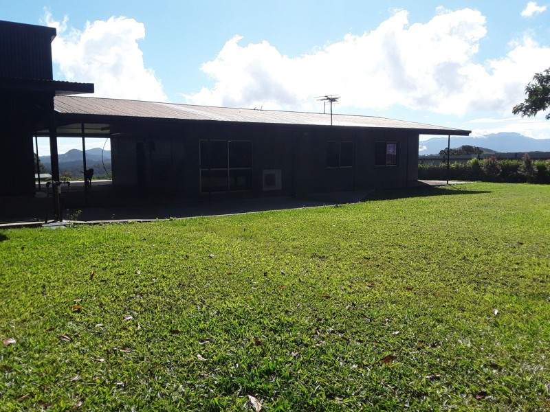 189 Fuller Road, Lake Eacham QLD 4884