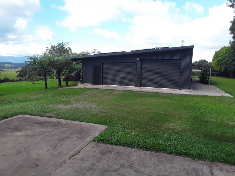 189 Fuller Road, Lake Eacham QLD 4884