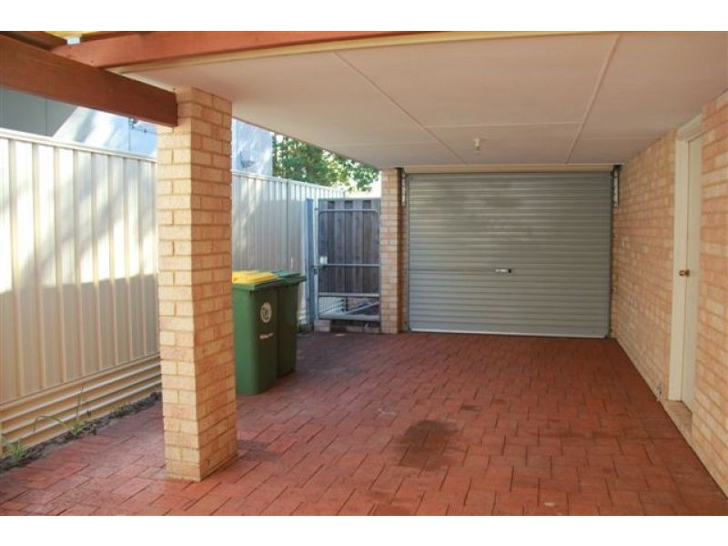 1/140 leake st, Belmont WA 6104