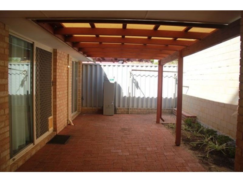 1/140 leake st, Belmont WA 6104