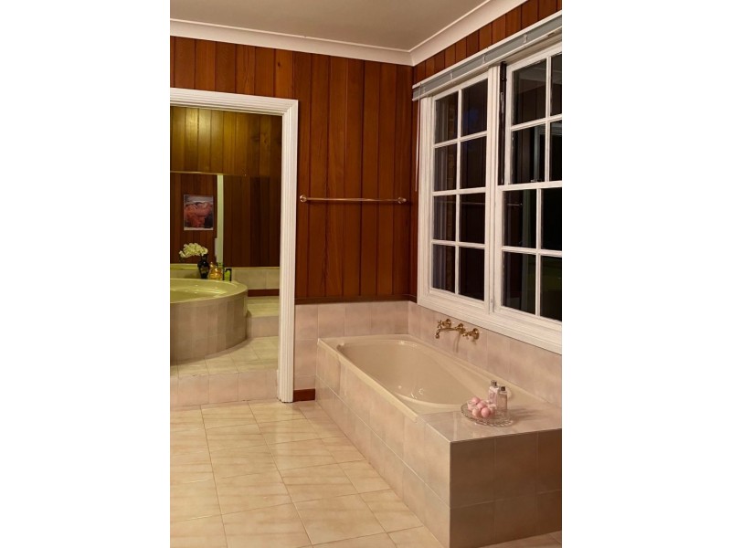 12 Allinga Drive, Oak Flats NSW 2529