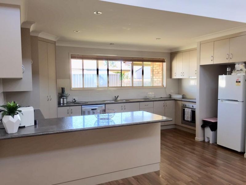 2/23 Langford Court, Moranbah QLD 4744