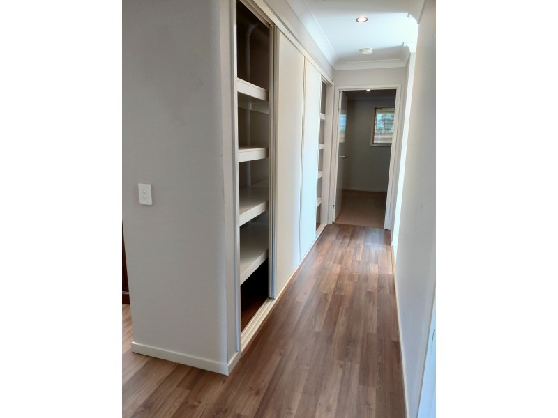 2/23 Langford Court, Moranbah QLD 4744