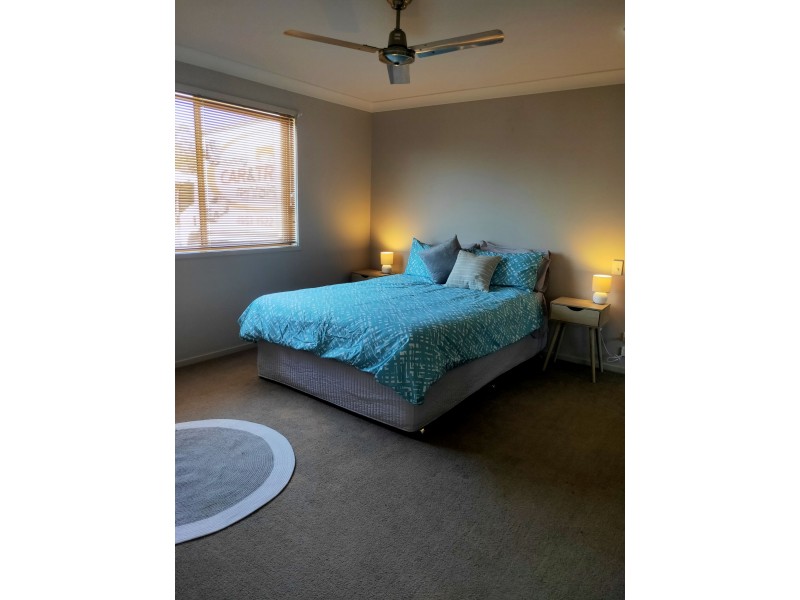 2/23 Langford Court, Moranbah QLD 4744