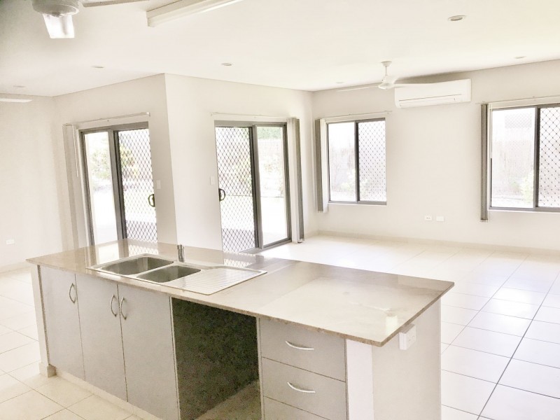 7 Amans Place, Rosebery NT 0832
