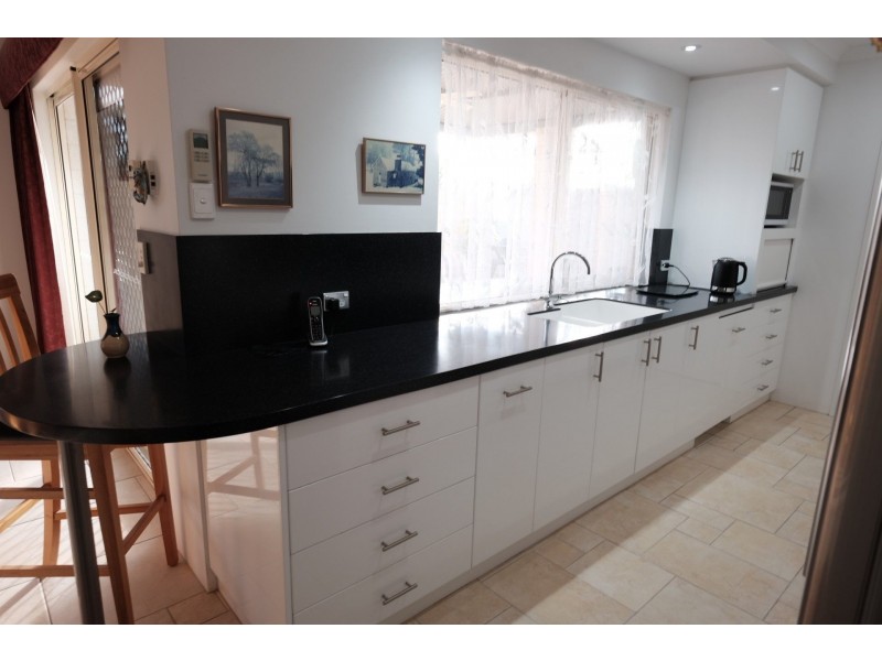 13b Roe court, Padbury WA 6025