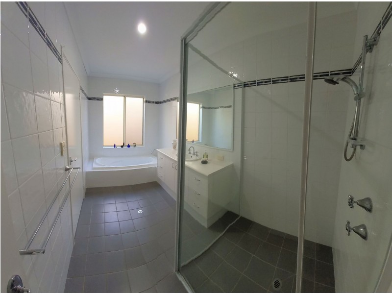 13b Roe court, Padbury WA 6025