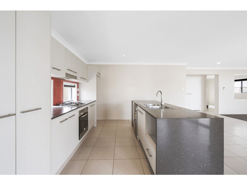 5 Chromata Lane, Coomera QLD 4209