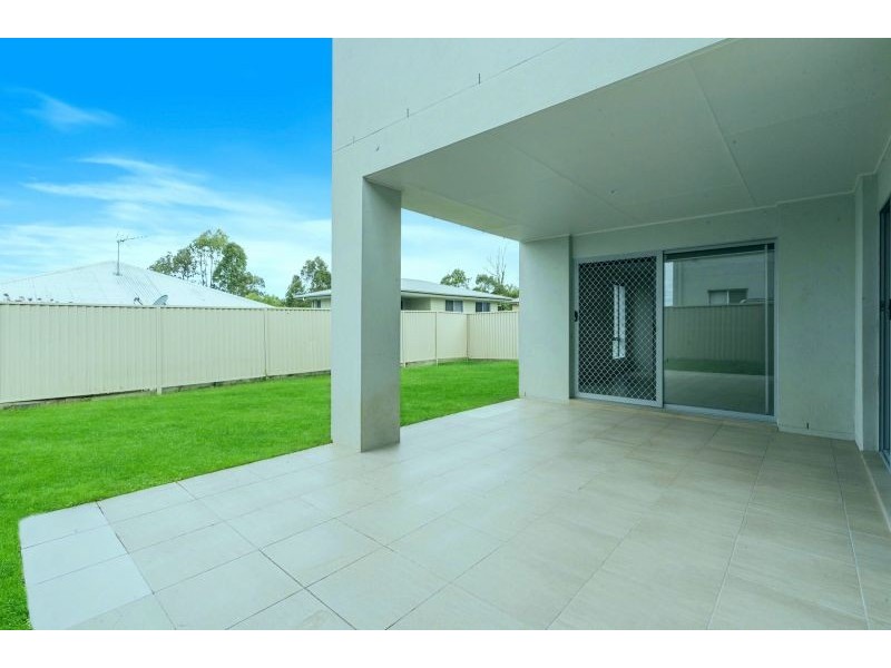 5 Chromata Lane, Coomera QLD 4209