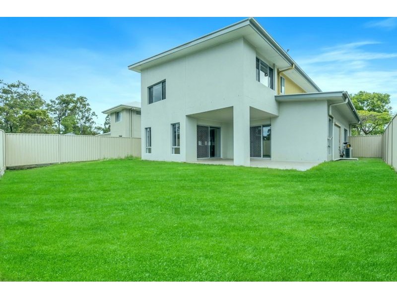 5 Chromata Lane, Coomera QLD 4209