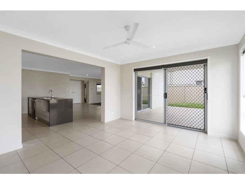 5 Chromata Lane, Coomera QLD 4209