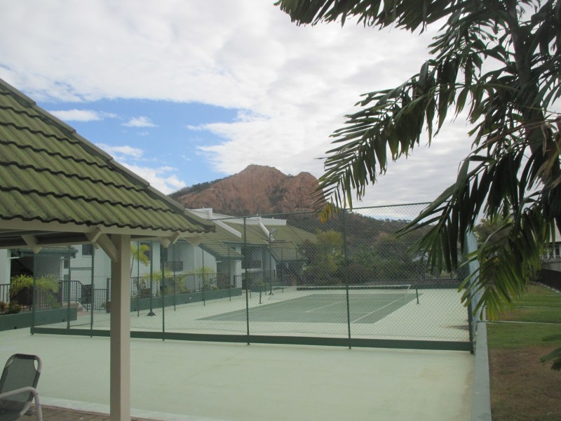 25/7 Hale Street, North Ward QLD 4810