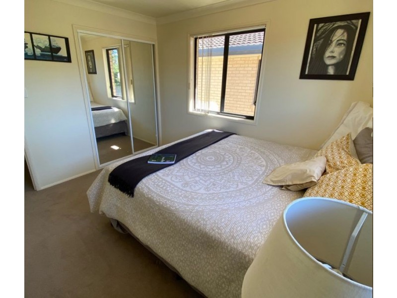 3/239-249 Mooroondu Rd, Thorneside QLD 4158