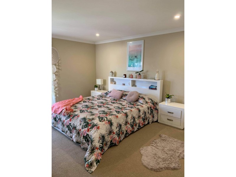 16 Buttermere Approach, Waikiki WA 6169
