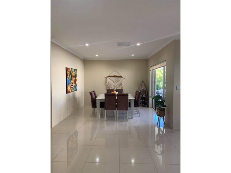 16 Buttermere Approach, Waikiki WA 6169