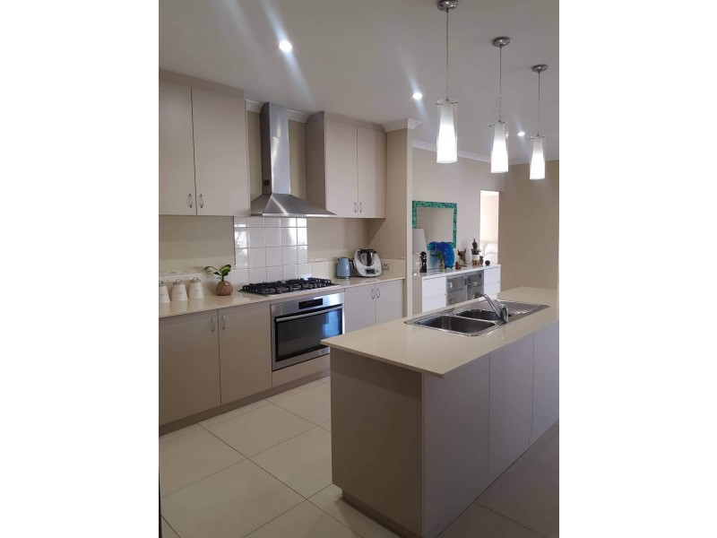 16 Buttermere Approach, Waikiki WA 6169