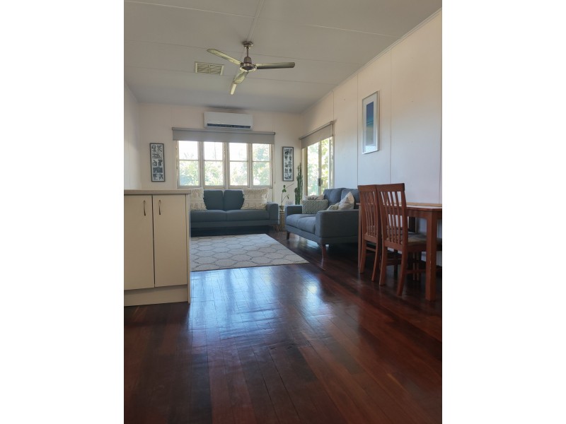 11 Fitzhardinge St, Exmouth WA 6707