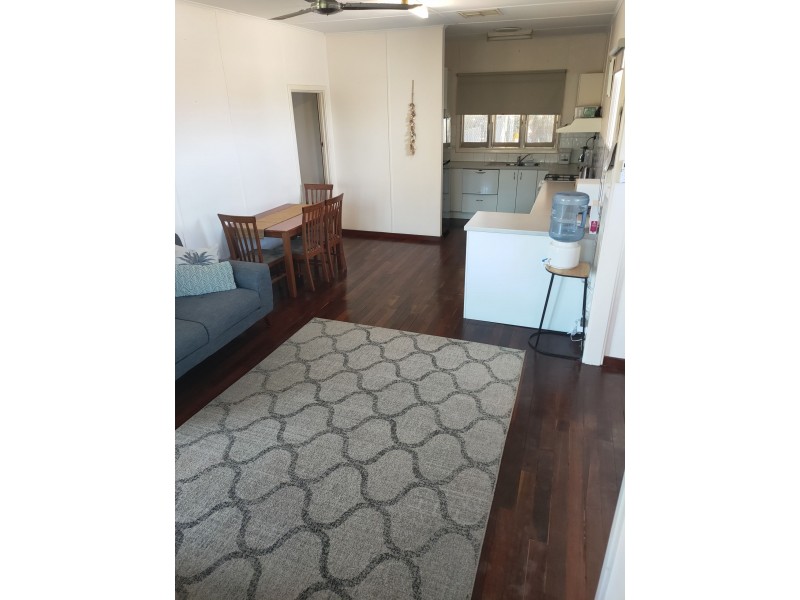 11 Fitzhardinge St, Exmouth WA 6707