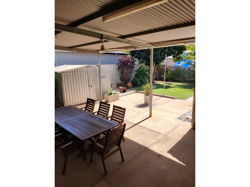 11 Fitzhardinge St, Exmouth WA 6707