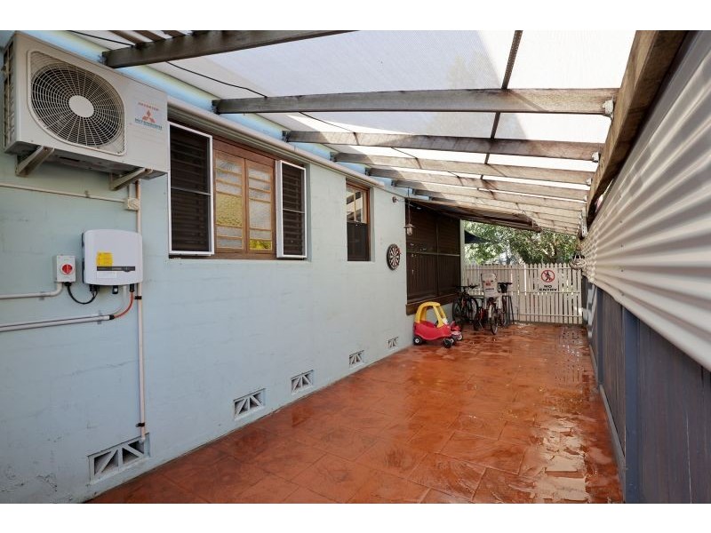 11 Ninth Ave, Railway Estate QLD 4810