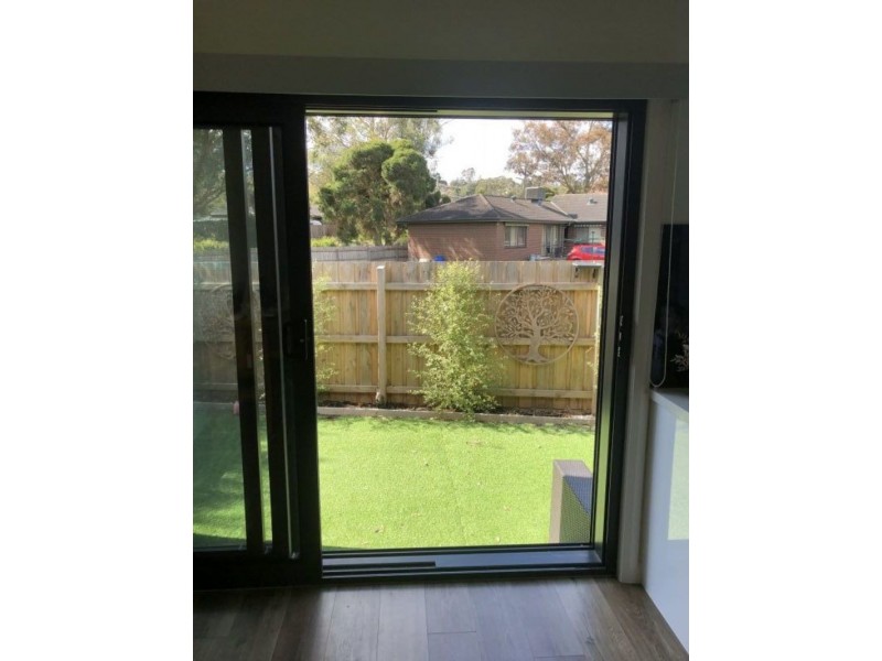 2/38 Pembroke road, Mooroolbark VIC 3138