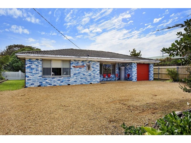 10 Newfield St, Peterborough VIC 3270