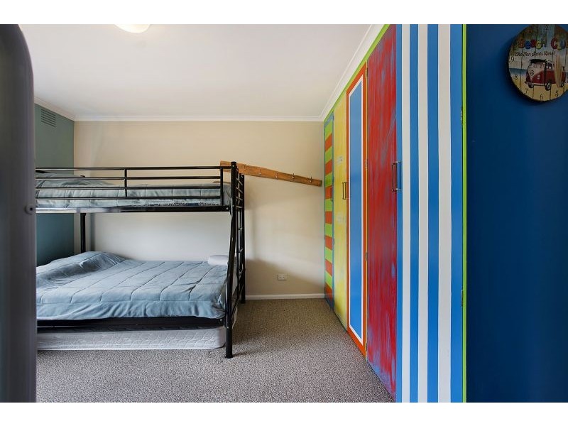 10 Newfield St, Peterborough VIC 3270