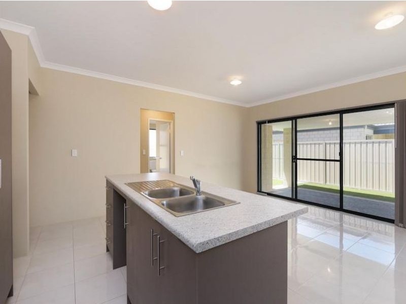 35A Digby Street, Gosnells WA 6110