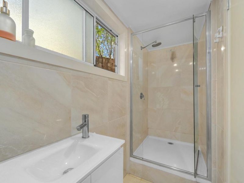 37 MacGregor tce, Bardon QLD 4065