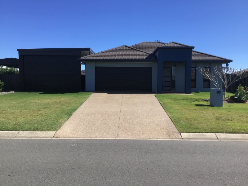 12 Bounty circuit, Eli Waters QLD 4655