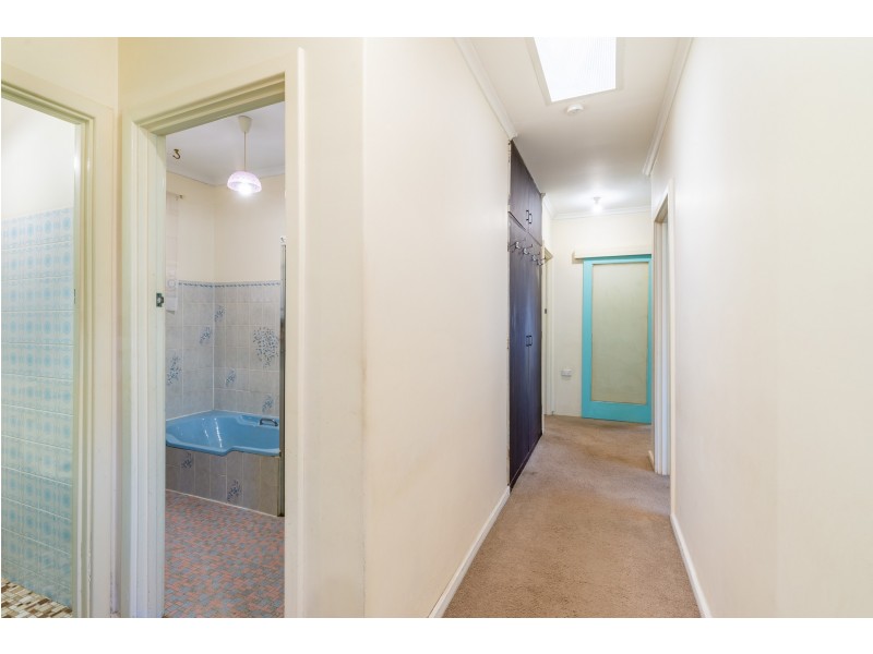 54 Volare Avenue, Para Vista SA 5093