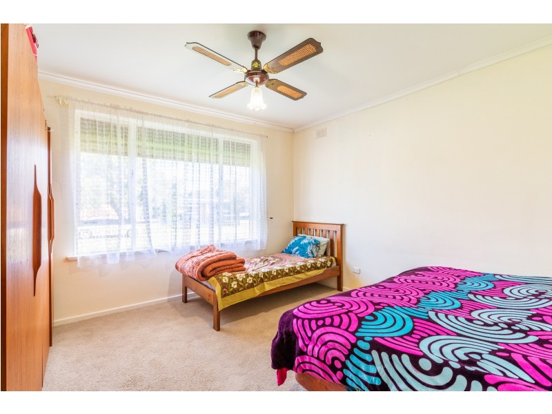 54 Volare Avenue, Para Vista SA 5093